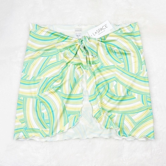NWT L*Space Cher Lettuce Edge Coverup Printed Sarong Skirt - Picture 7 of 9